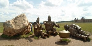 скульптура "богатыри"