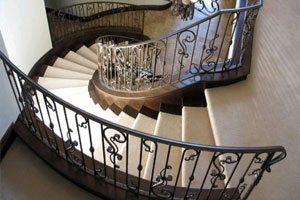 изготовление лестничных перил