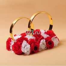 кольца на автомобиль свадебный-прокат (аренда)