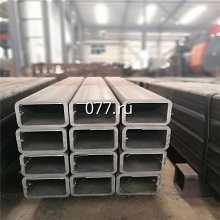 труба профильная металлическая