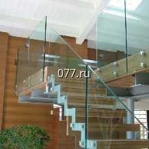 перила (ограждение лестничное, элемент лестницы) стеклянные