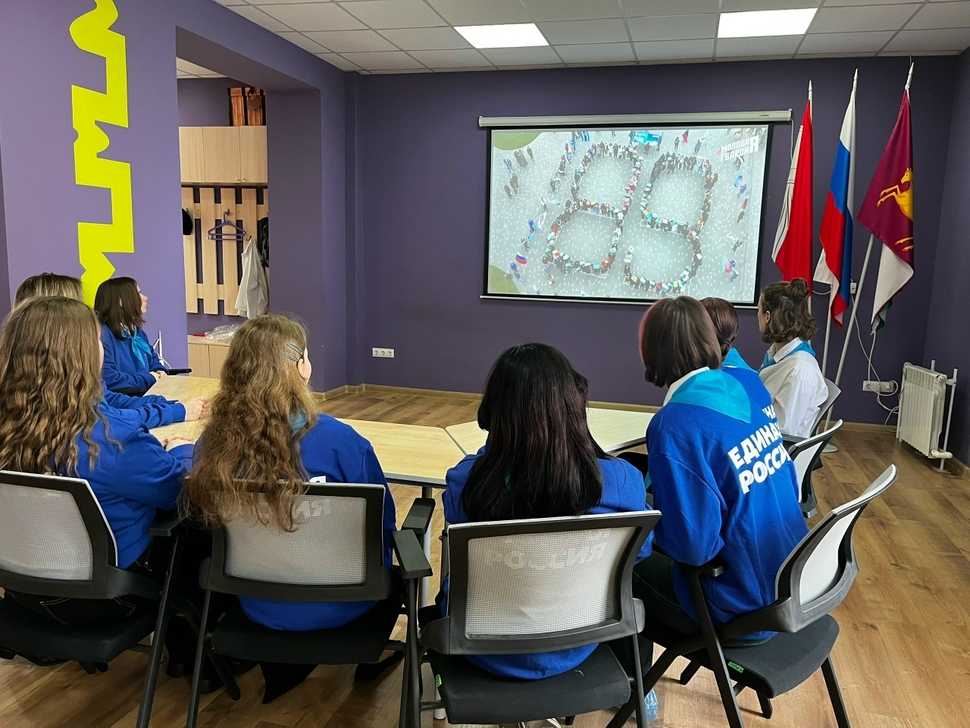 Местное отделение «Молодой Гвардии Единой России» открылось в Боброве