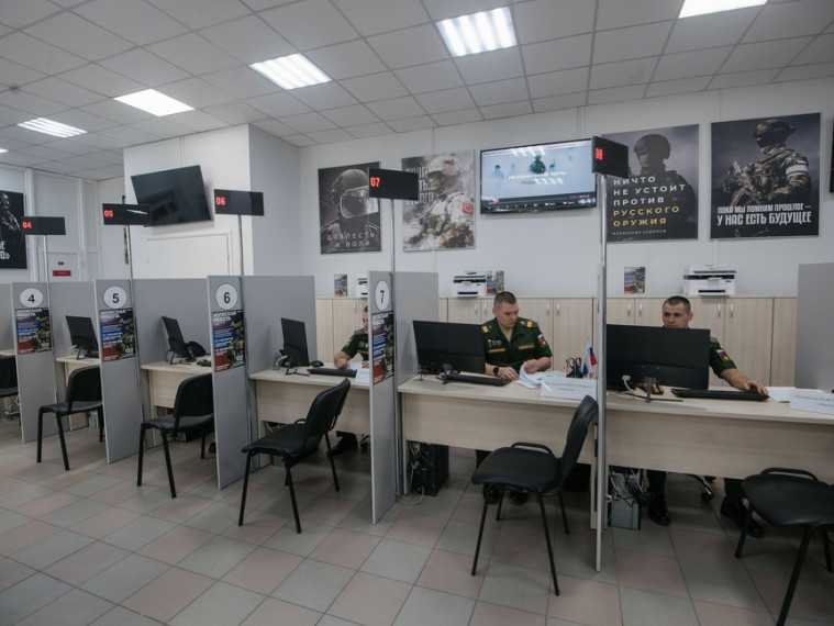 В Воронежской области увеличена  финансовая поддержка для тех, кто решит добровольно заключить контракт с Министерством обороны РФ для участия в СВО