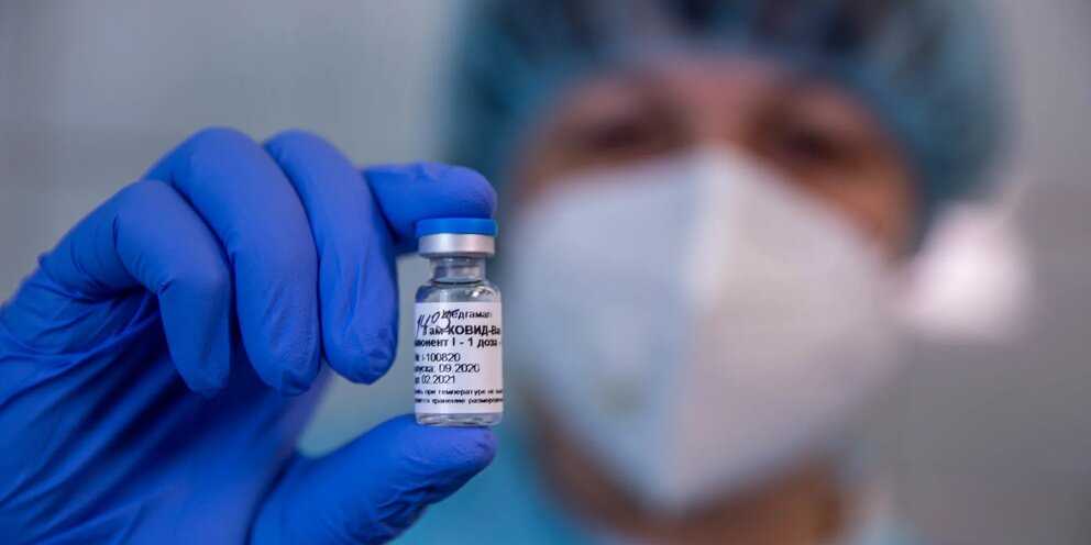 В Воронежскую область привезли вакцину от коронавируса 