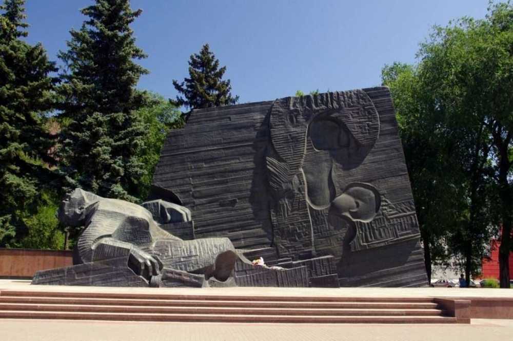 Памятник Славы в Воронеже планируют обновить ко Дню Победы