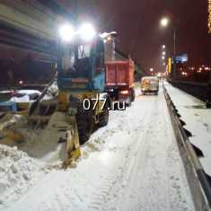 За ночь с воронежских улиц вывезли больше 8 тыс. кубометров снега