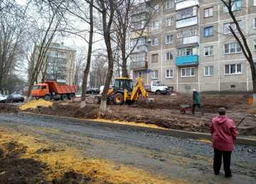 В Воронеже продолжают ремонтировать дворы 