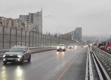 В Воронеже завершилось строительство эстакады на улице Остужева, и движение по ней полностью открыто